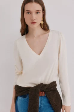 Mabel. T-shirt lavagem desbotada