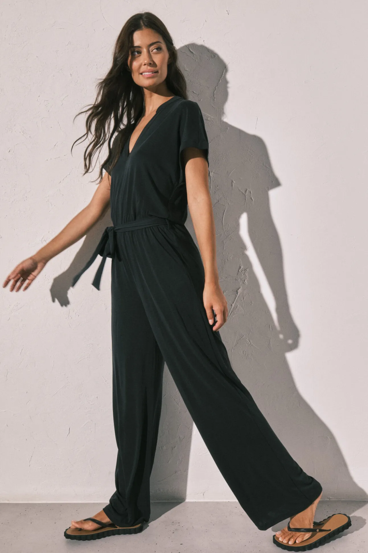 Macacão comprido fluido preto