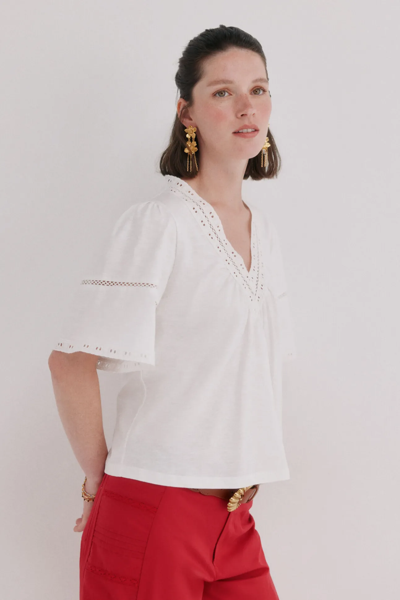 Mireia. T-shirt bordados
