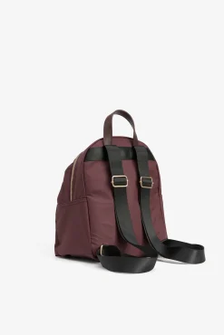 Mochila com bolso de nylon