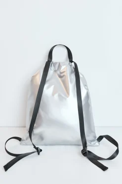 Mochila metalizada acolchoada