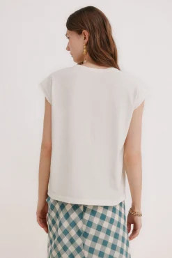 Momo. T-shirt lavada