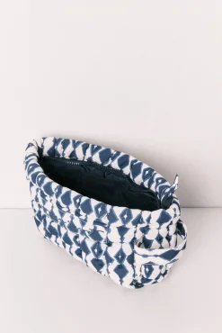 Necessaire acolchoado estampado azul