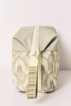Necessaire média estampada