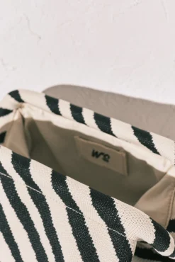 Necessaire média estampado zebra