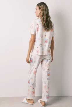 Pijama camiseiro comprido estampado multicolor