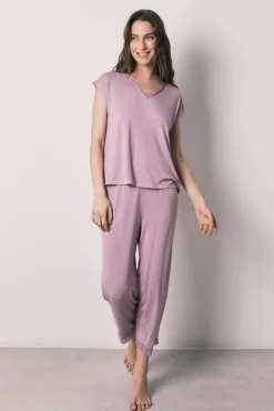Pijama Capri toque suave em viscose rosa