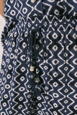 Pijama comprido camiseiro estampado azul