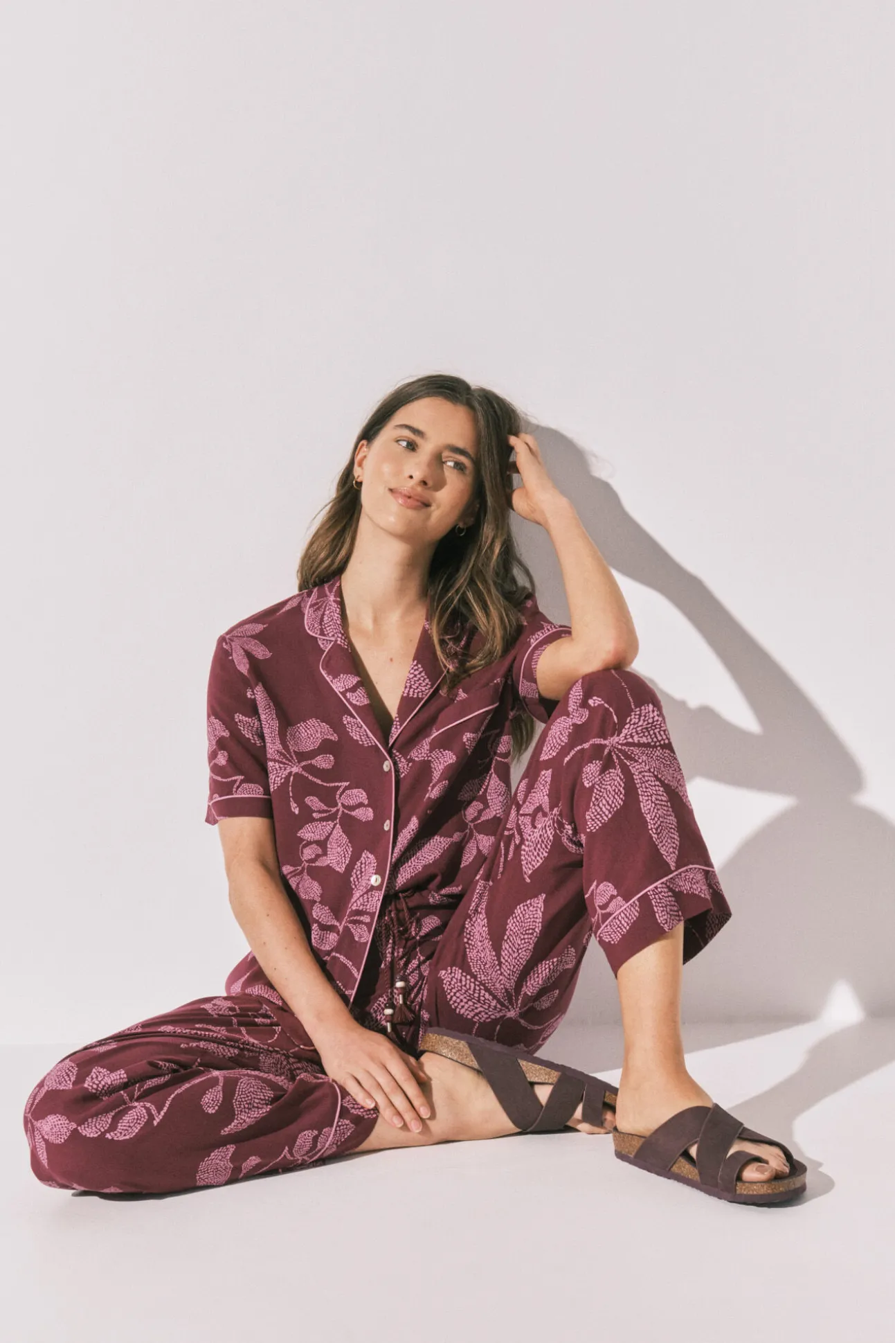 Pijama comprido camiseiro estampado floral