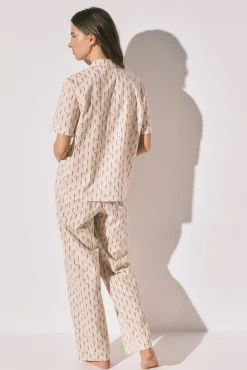 Pijama comprido camiseiro ikat