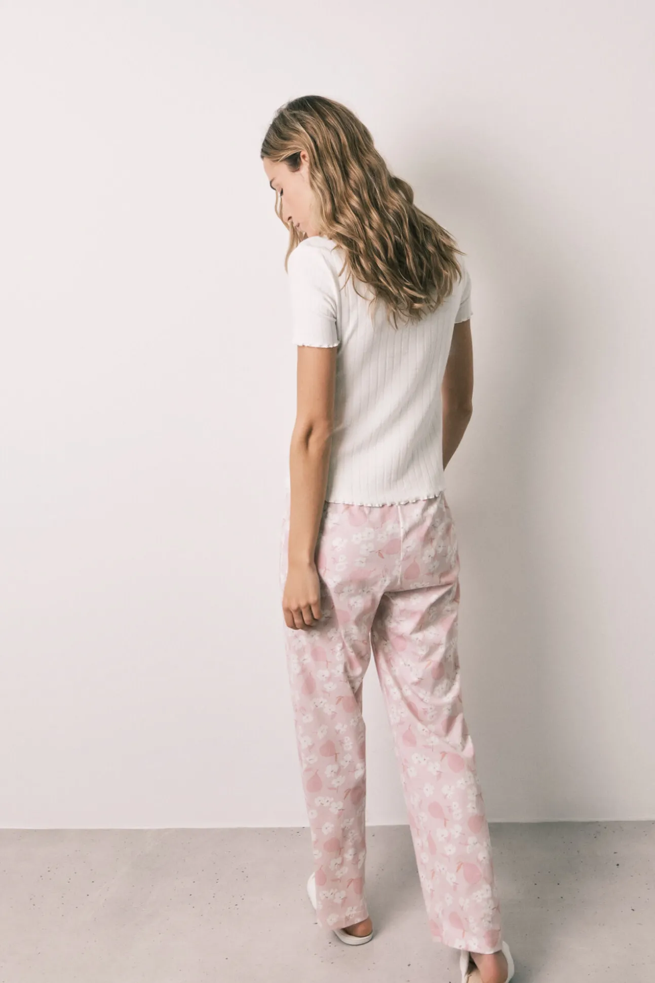 Pijama comprido de manga curta em algodão branco