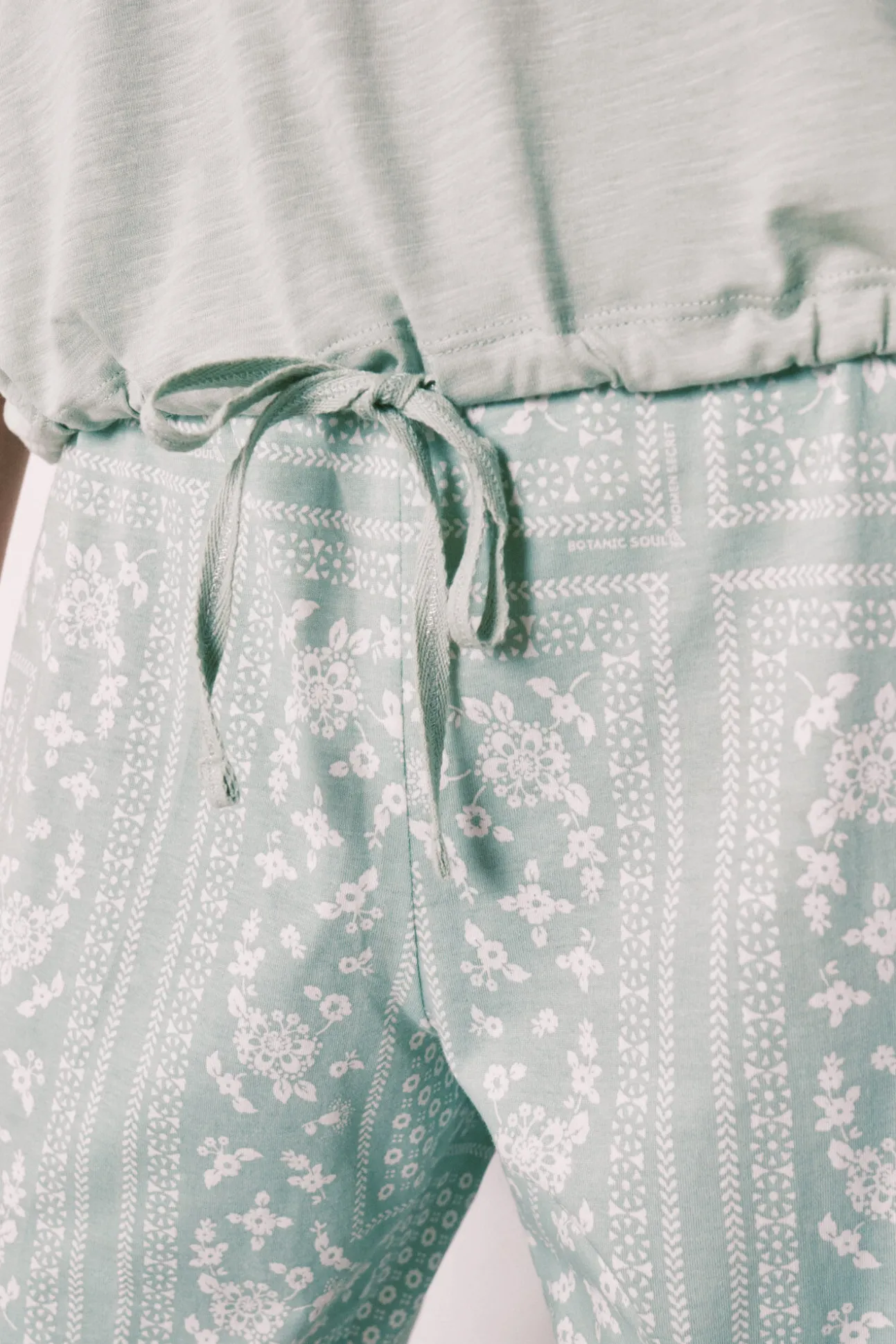 Pijama comprido de manga curta em algodão estampado bandana verde