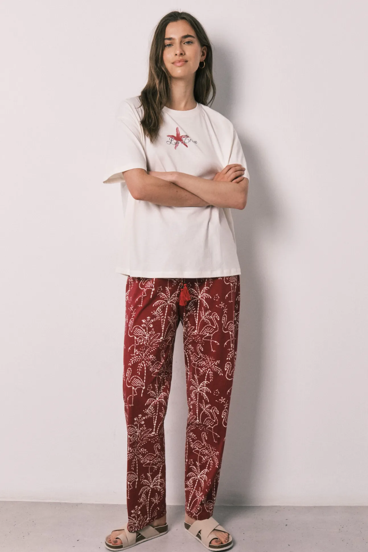 Pijama comprido em algodão Stitch estampado palmeiras