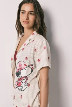 Pijama curto camiseiro de riscas Snoopy