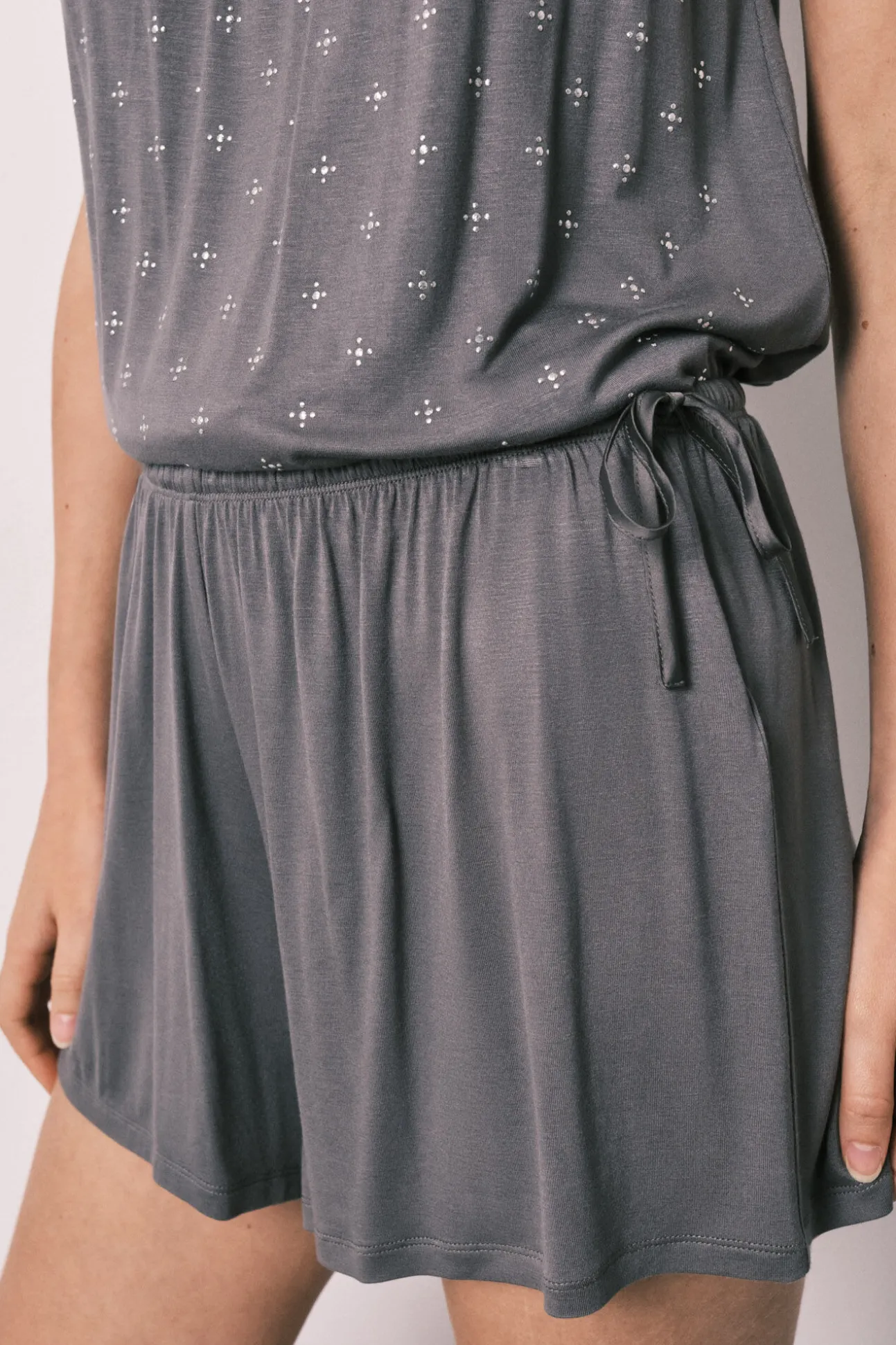 Pijama curto de alças estampado