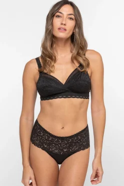 Recycled lace lace