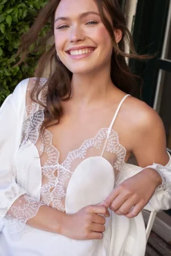 Robe curta em crepe noa