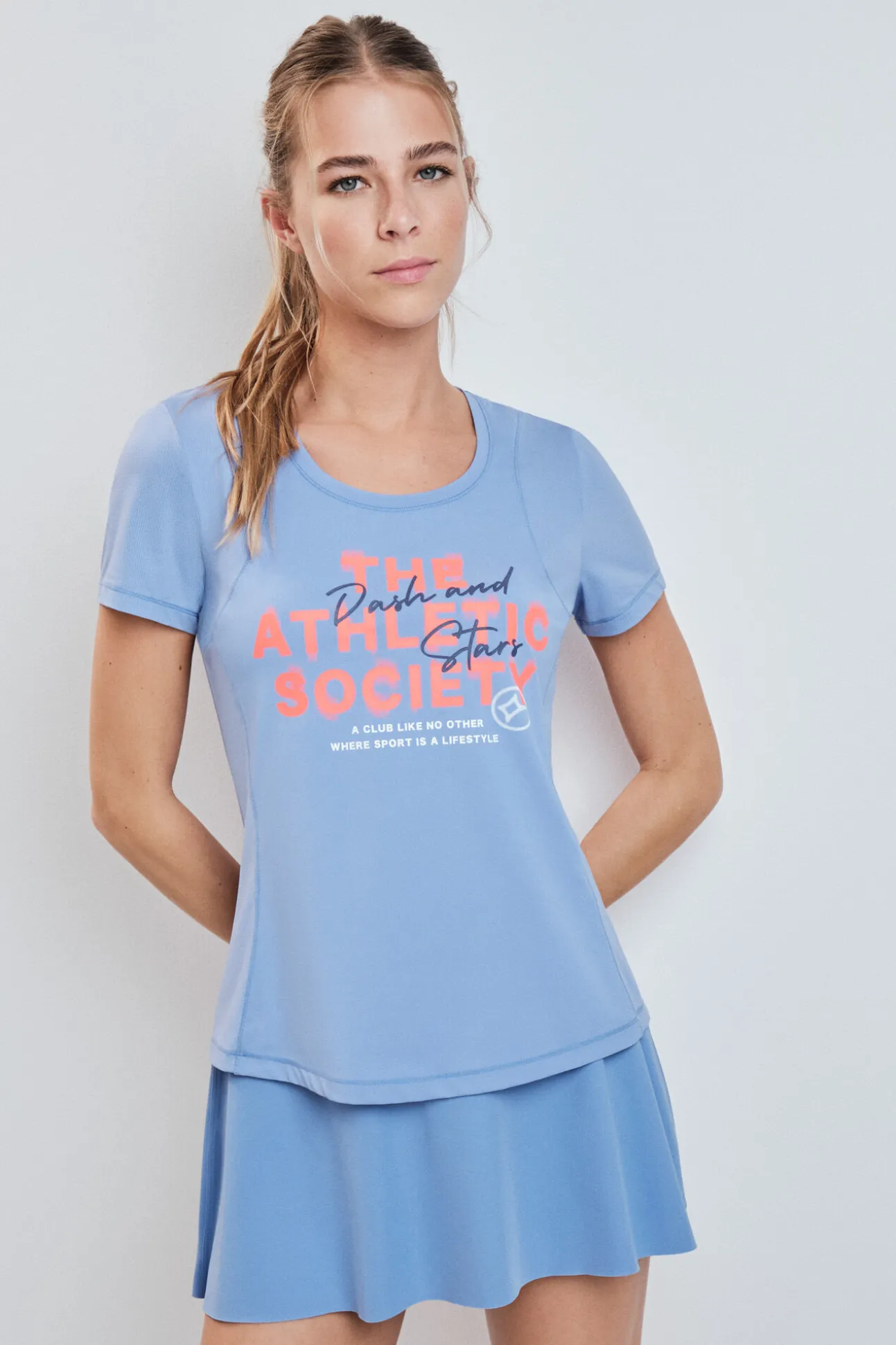 Saia com forro de malha azul