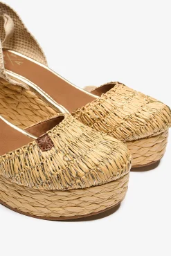 Sandália cunha baixa Zushi ráfia
