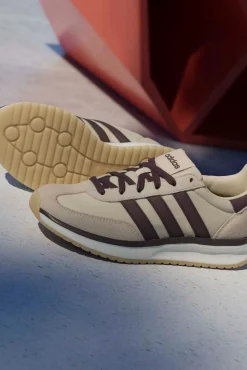 Sapatilhas casuais 3 riscas RUN 70s 2.0