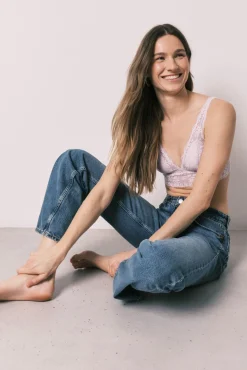 Soutien bralette halter em renda lilás