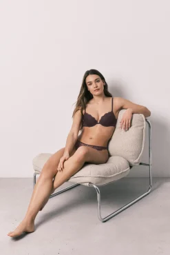 Soutien clássico com enchimento em renda roxo BEAUTIFUL