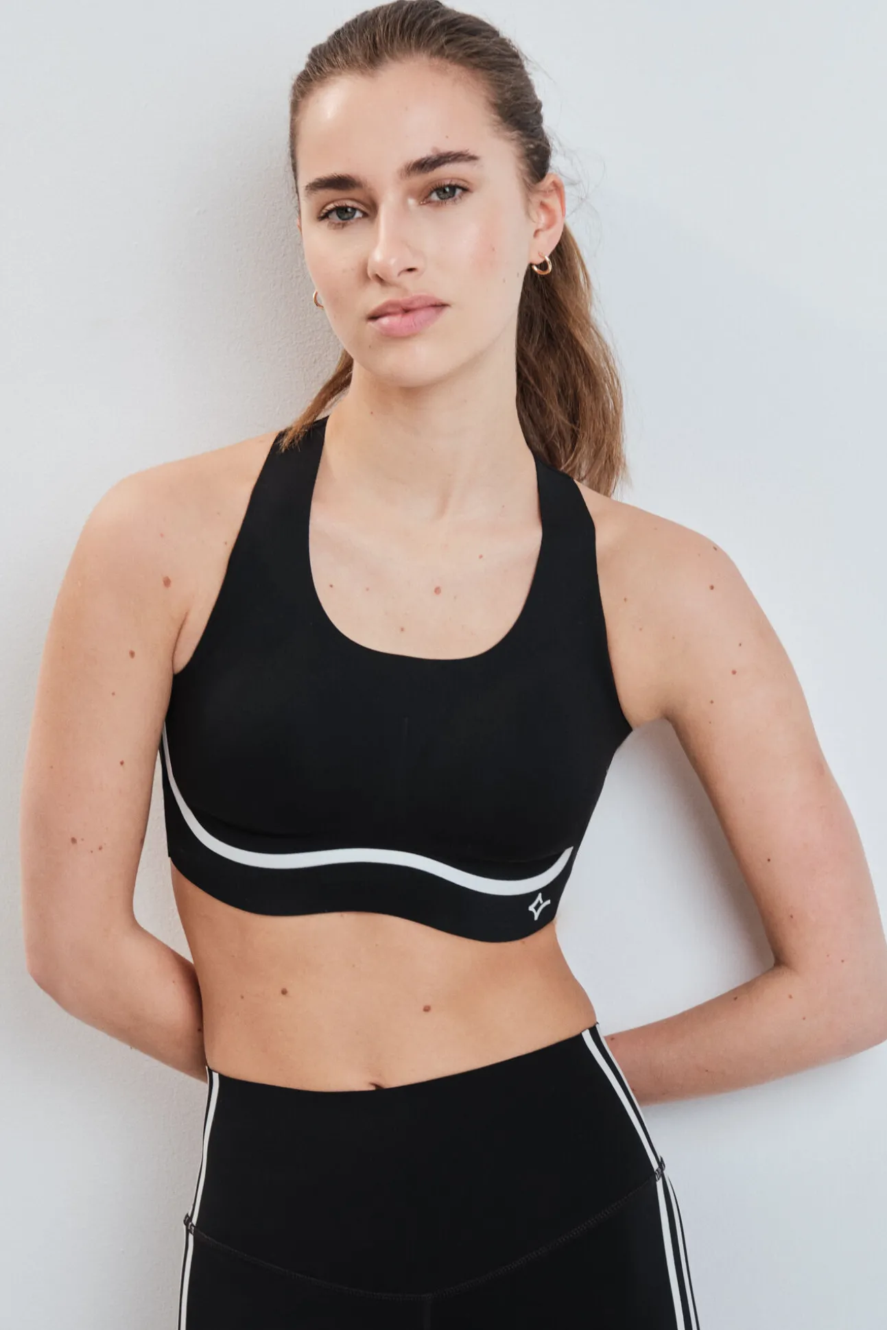 Soutien desportivo COMPRESSIVE preto