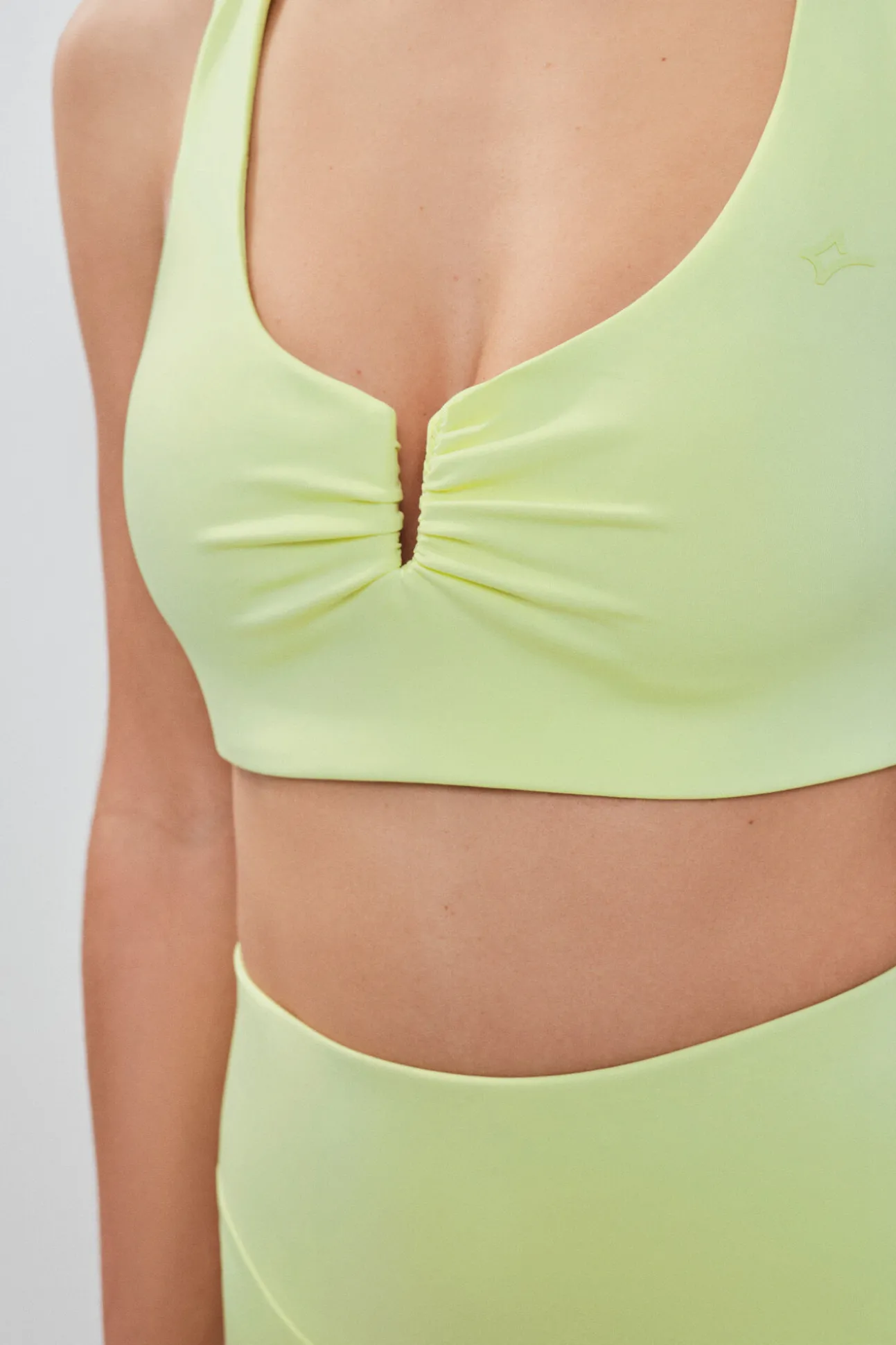 Soutien desportivo 4D Stretch amarelo