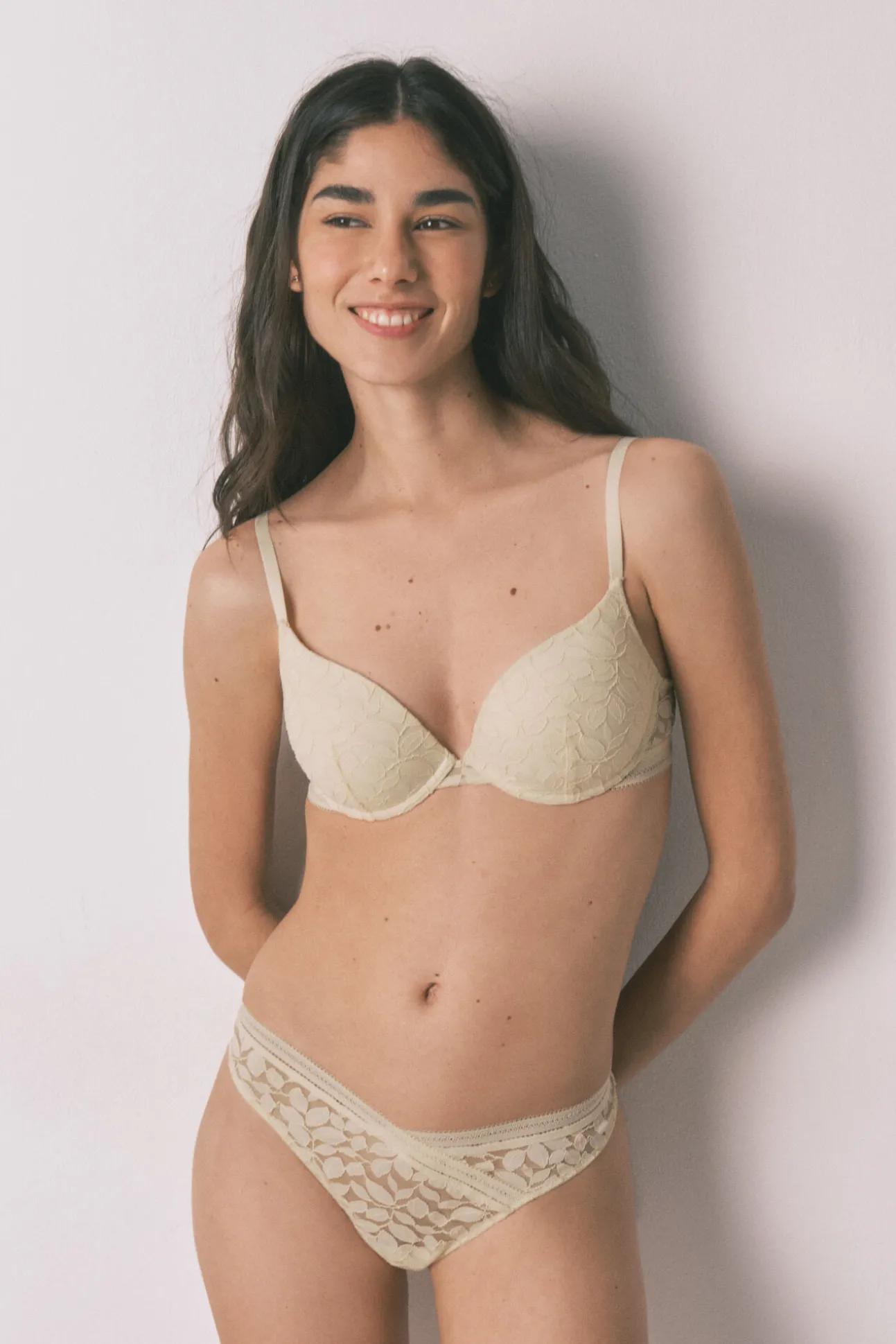 Soutien GORGEOUS push-up em renda bege