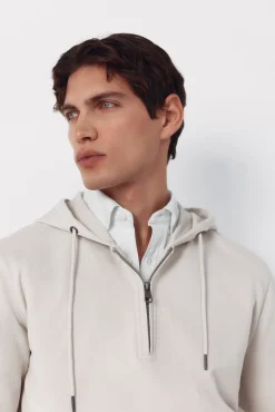 Sweatshirt com capuz