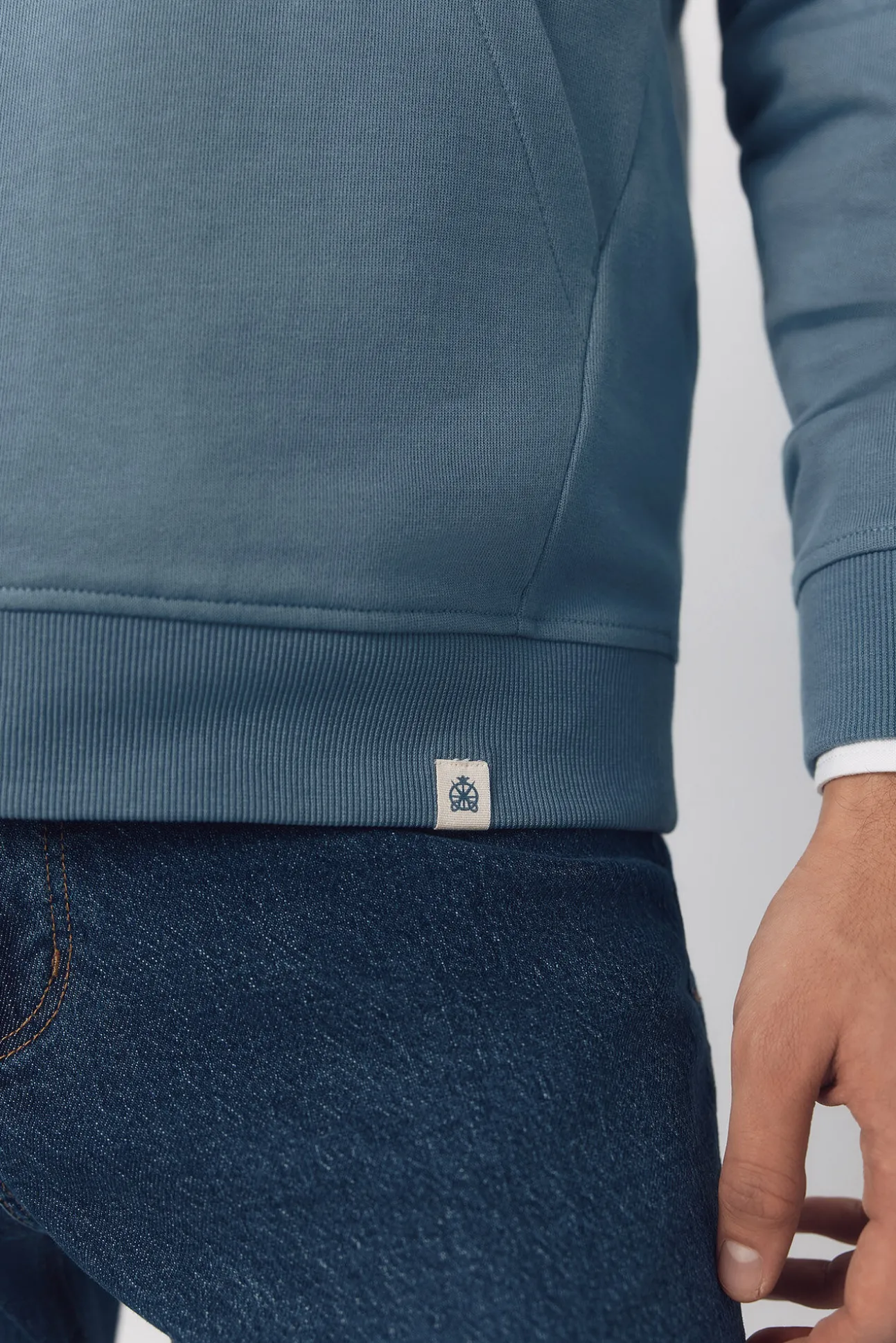 Sweatshirt com capuz