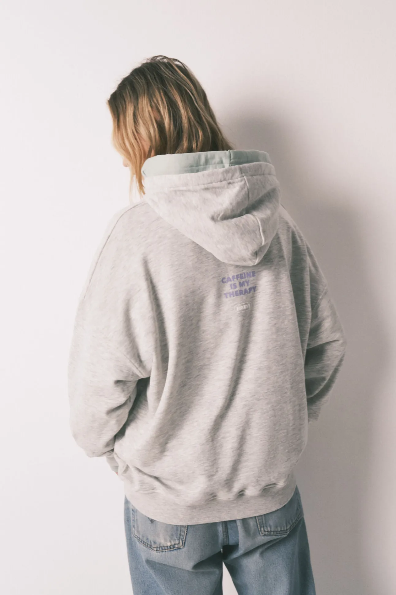 Sweatshirt capuz em felpa de algodão cinzento