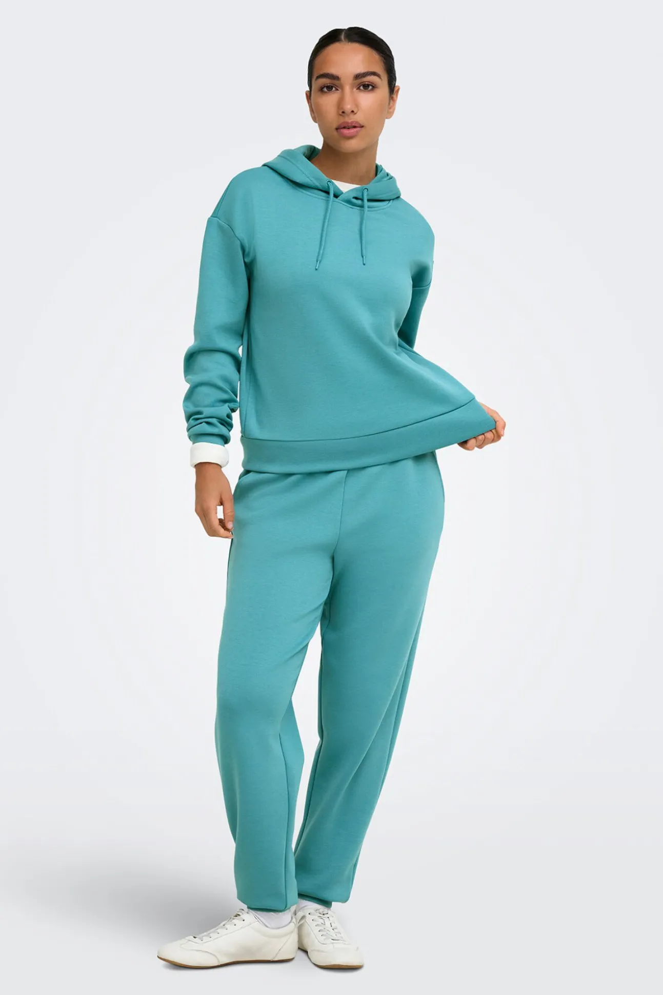 Sweatshirt com capuz