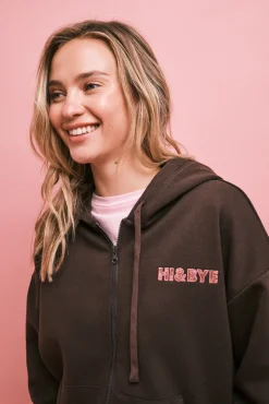 Sweatshirt com fecho-éclair e capuz marrom