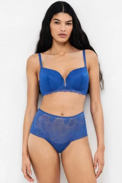 Tanga cintura alta de renda