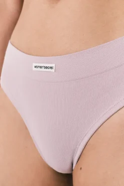 Tanga sem costura canelado lilás
