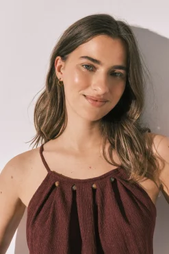 Top de alças com missangas grená