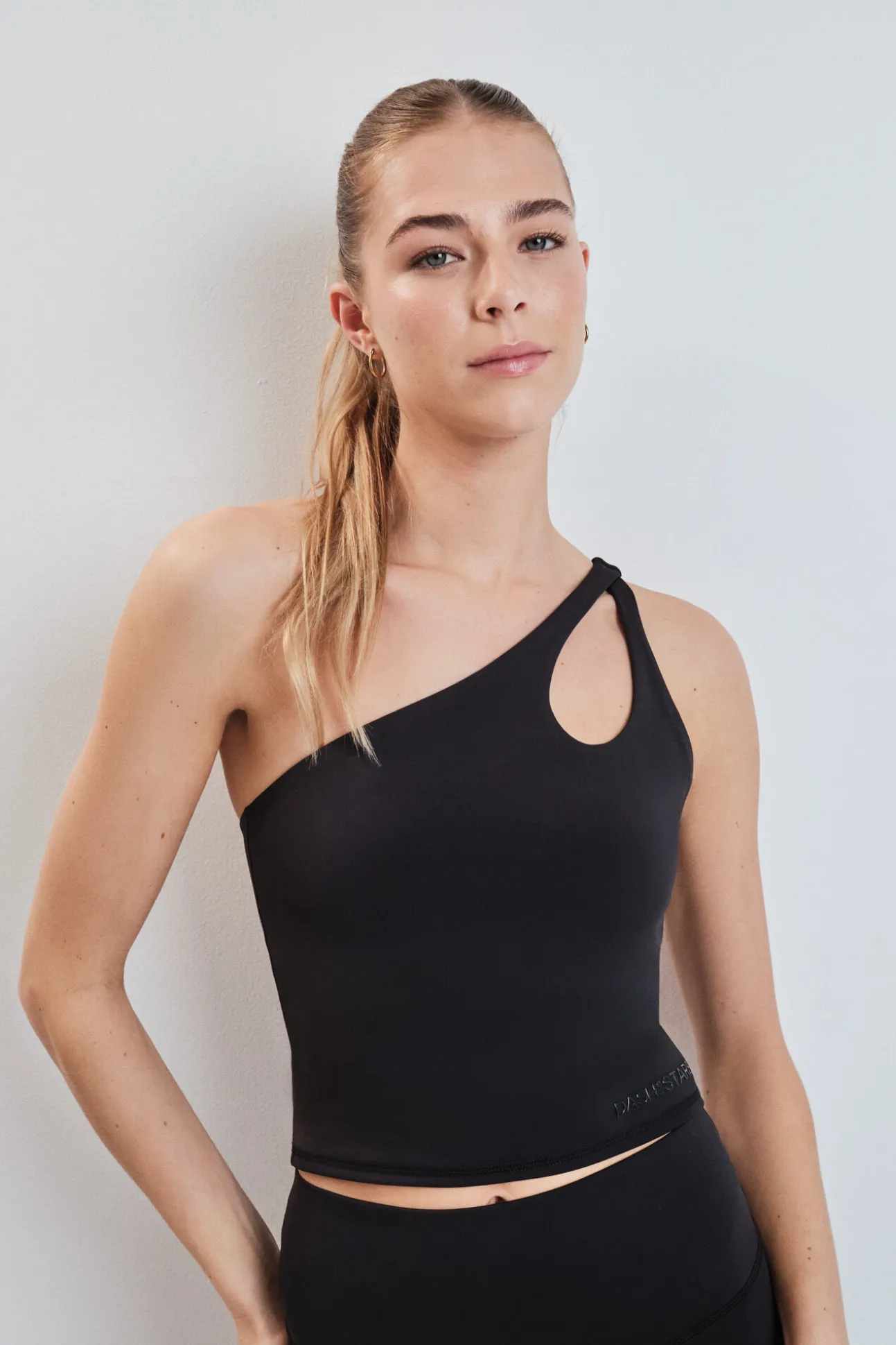 Top desportivo 4D Stretch assimétrico preto