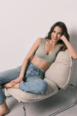 Top halter liso clean cut caqui
