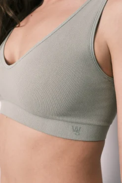 Top halter liso clean cut caqui