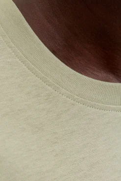 T-shirt com estampado na frente