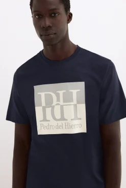 T-shirt com logo grande