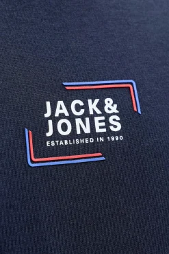T-shirt com logo na frente
