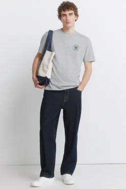 T-shirt com logótipos em vigoré