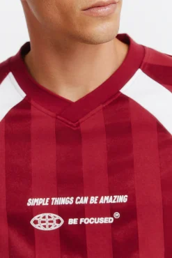 T-shirt de futebol com peças