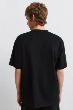 T-shirt em tecido waffle