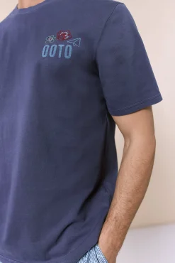 T-shirt gráfica lavada