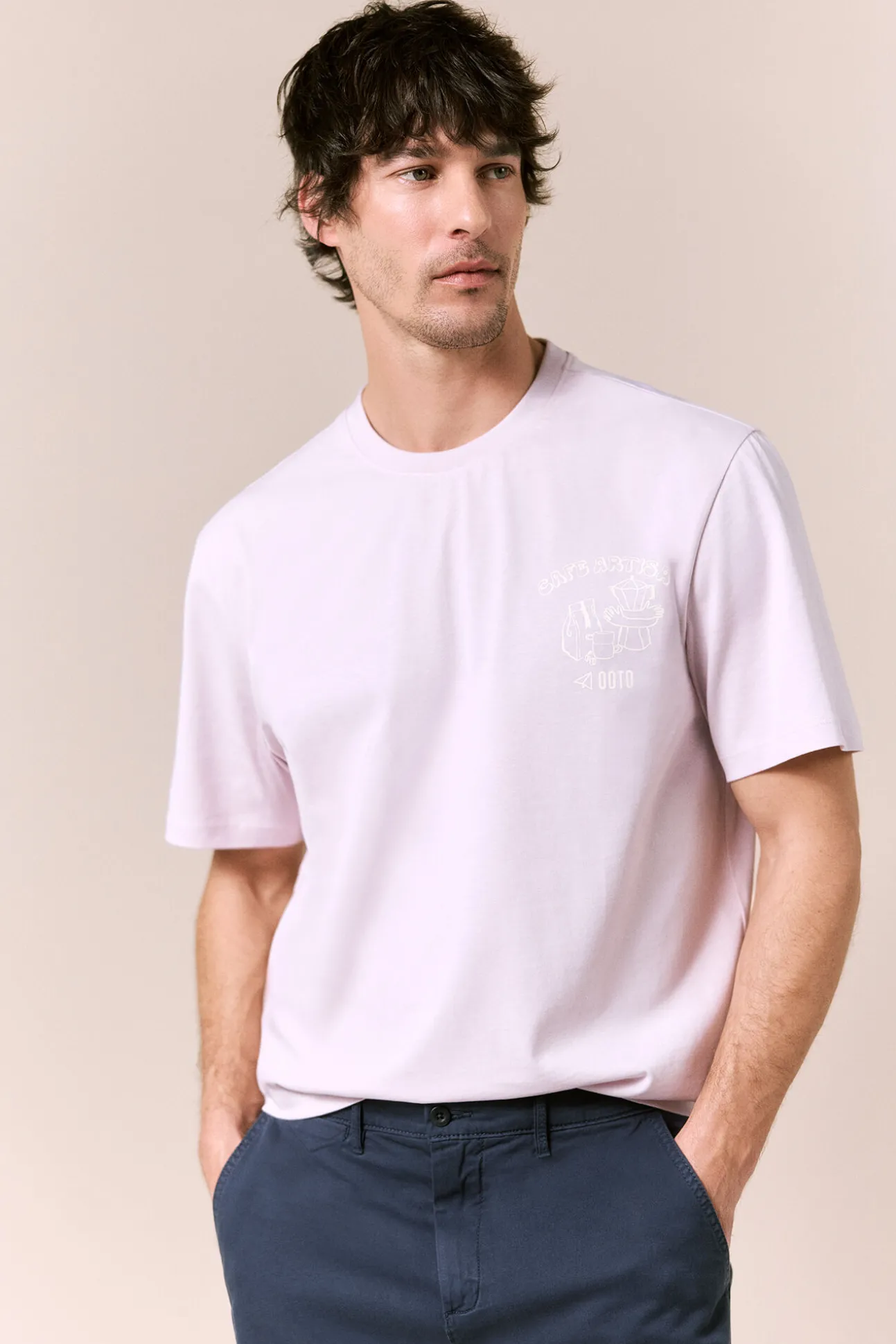 T-shirt gráfica lavada
