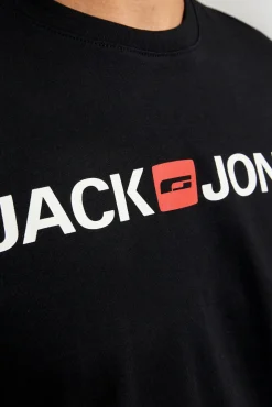 T-shirt regular com logo