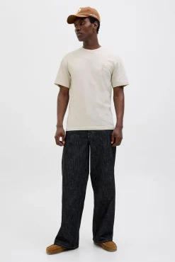 T-shirt slim com estampado nas costas
